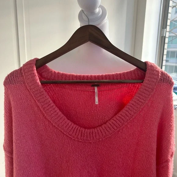 Free People Oversized Off-the-Shoulder Coral Sweater - Picture 9 of 11